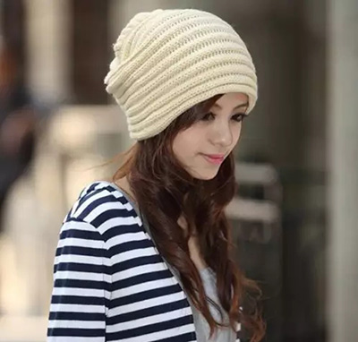 雪花飛舞,一頂帽子秒變女神 雪花飛舞,一頂帽子秒變女神