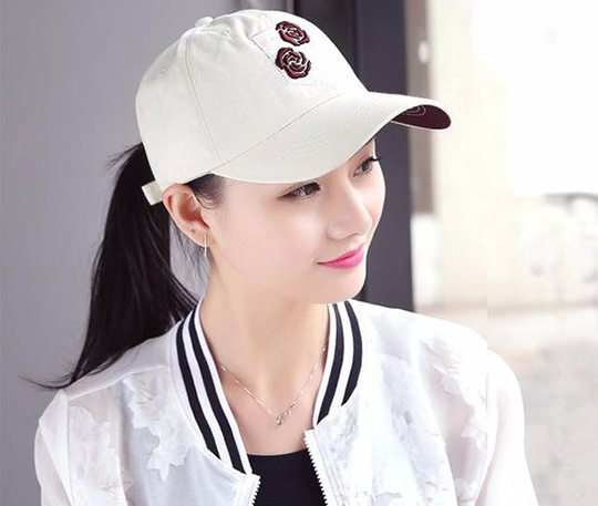 美麗的帽子，帶給你不一樣的春天